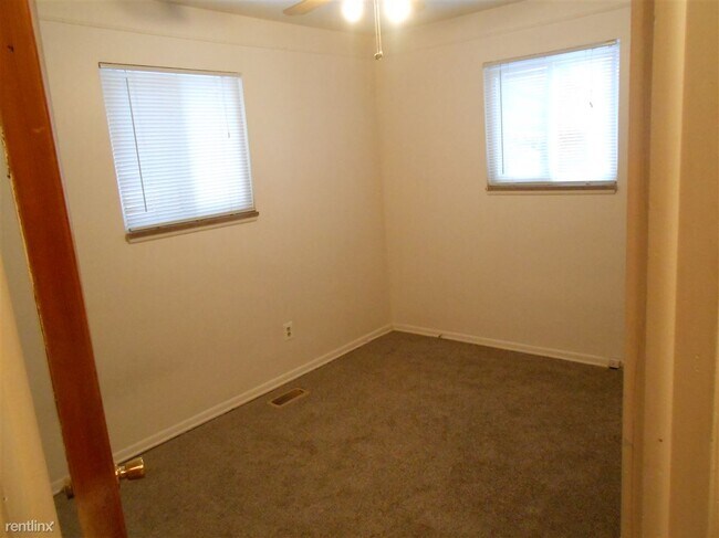 Building Photo - 1 br, 1 bath 4plex - 732 W Lincoln Ave 734...