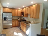 Building Photo - 2018 Griffith Rd