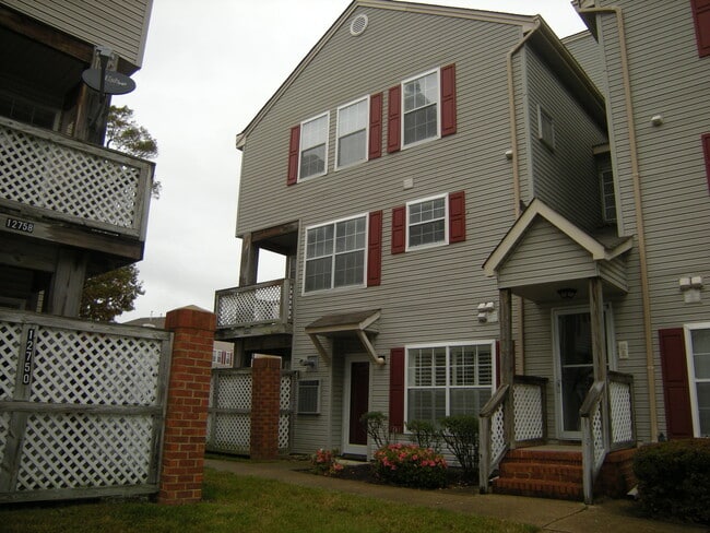 Primary Photo - DAYBREAK CONDOS