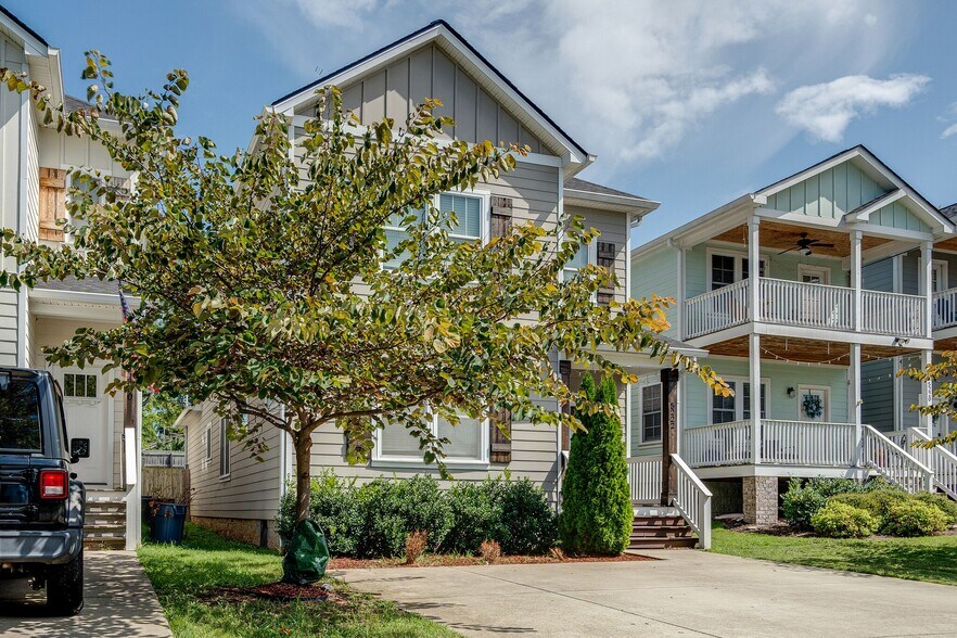 Building Photo - 5222 Kentucky Ave