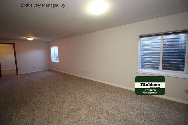 Building Photo - Coming Soon! Lovely Briargate Home! Pet Fr...