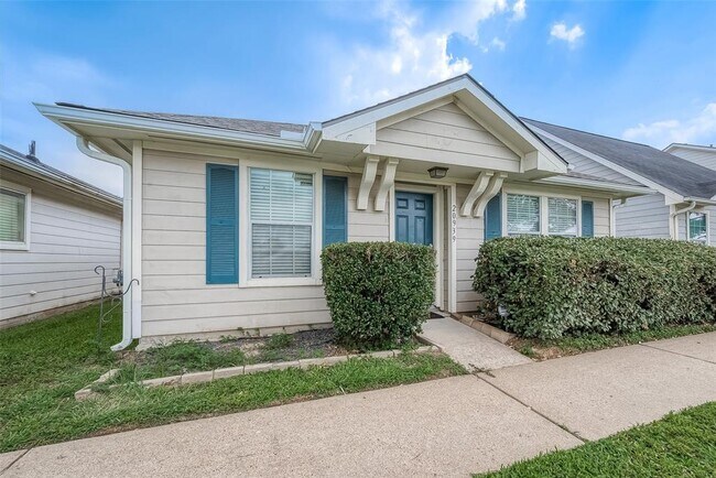 Building Photo - 20939 Young Meadows Way