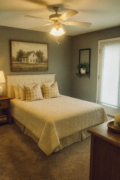 Building Photo - 307 Rosewood Dr
