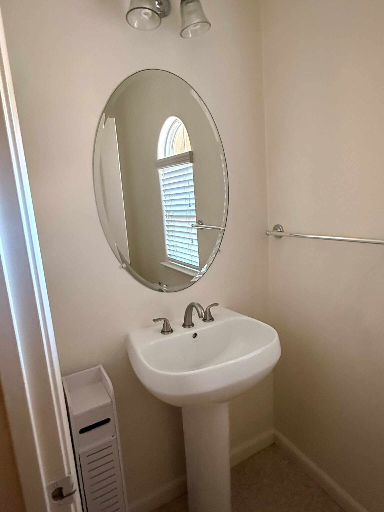 1/2 Bath 1 - 677 Luz del Sol Loop