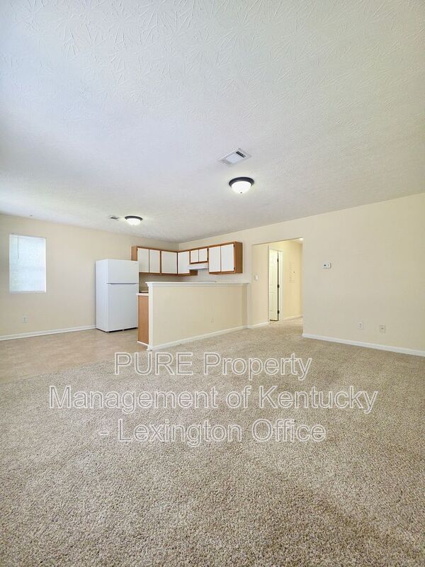 Building Photo - 168 Grinder Ct