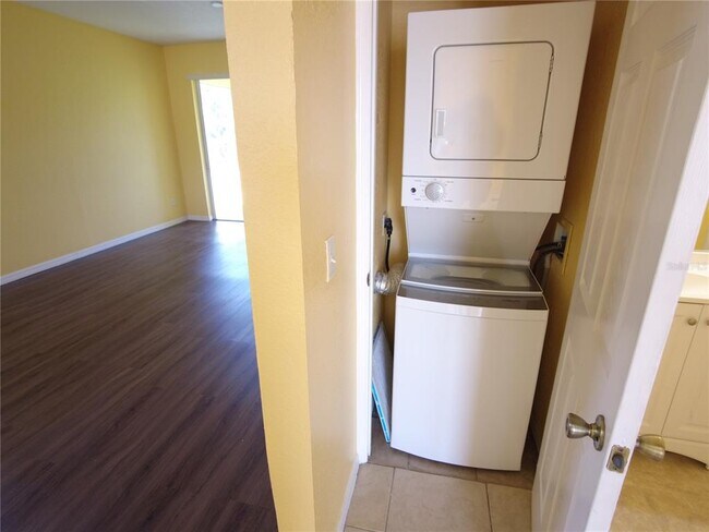 Building Photo - 13201 Indian Creek Dr