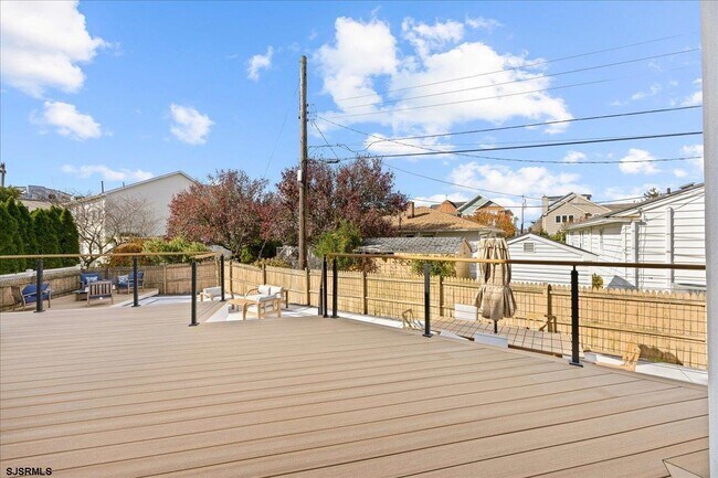 Building Photo - 31 Seaside Ct