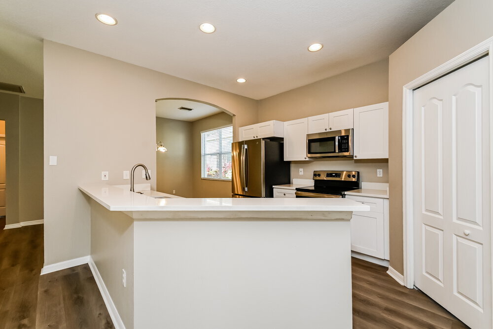 Building Photo - 6150 Kiteridge Dr