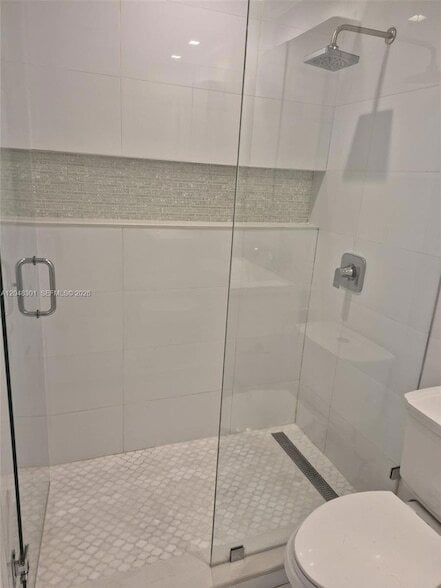 Building Photo - 5820 SW 58th Ct