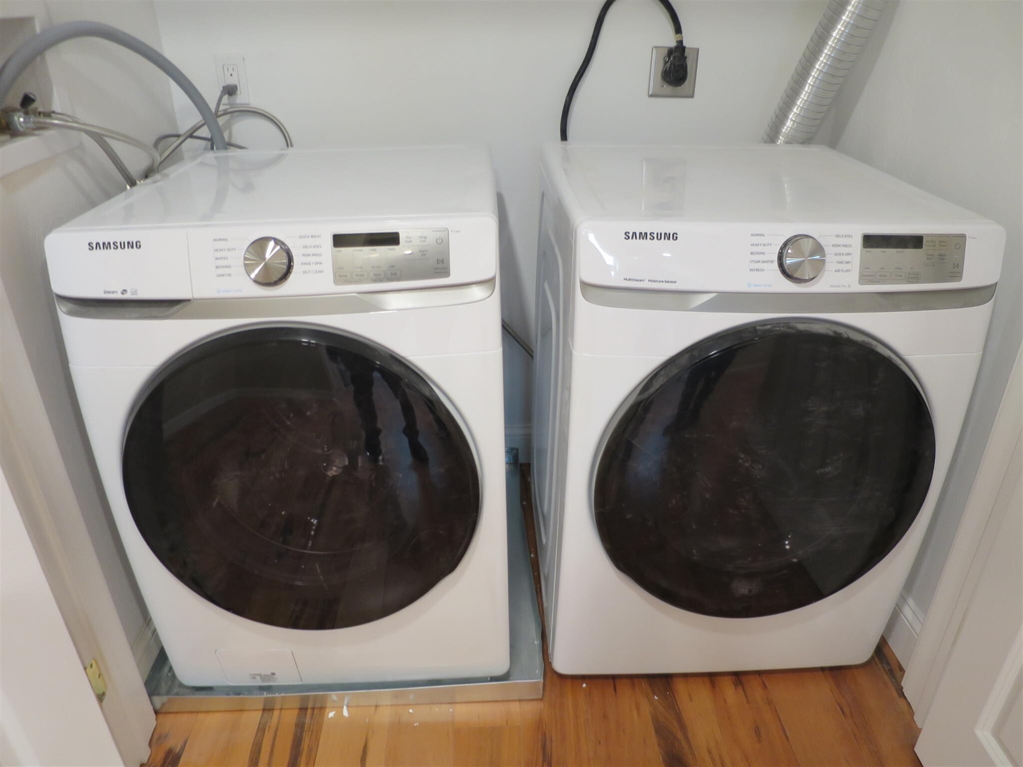 Building Photo - 123 Inman St