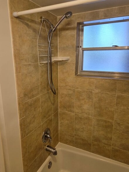 Building Photo - 9531 Seagrape Dr