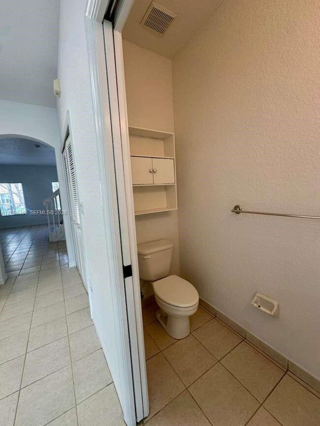 Building Photo - 10760 NW 82nd Terrace