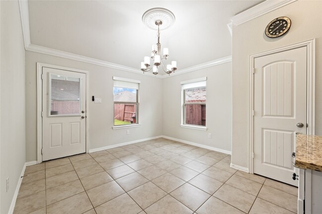 Building Photo - 8934 English Manor Dr