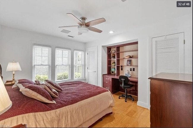 Building Photo - 31 Bay Front Pl