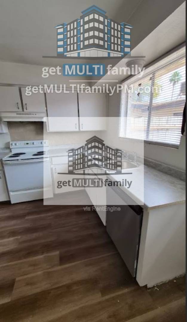 Building Photo - 8407 E Coronado Rd