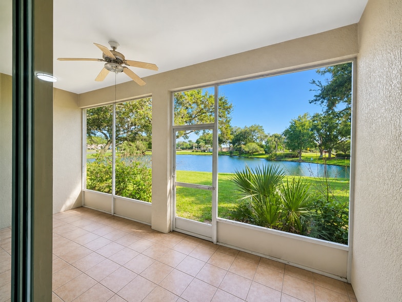 Building Photo - 1785 Curlew Ct
