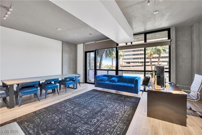 Building Photo - 353 E Bonneville Ave