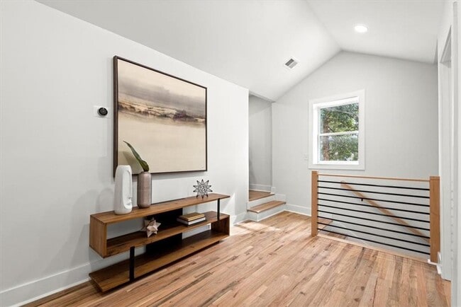 Building Photo - 1552 N Ellington St SE