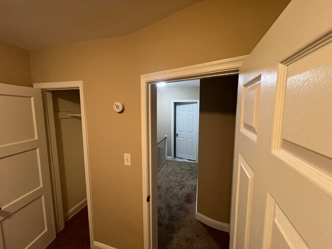 Building Photo - 44X Random Rd