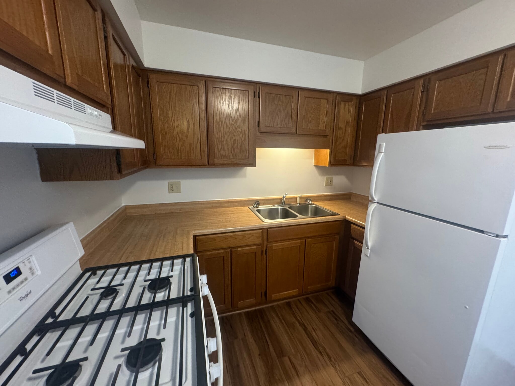 Building Photo - 1740 S Broad St