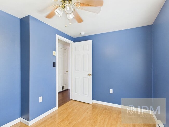 Building Photo - Bright Modern 3 Bedroom, 2 Bath Home in Eastern York Schools!