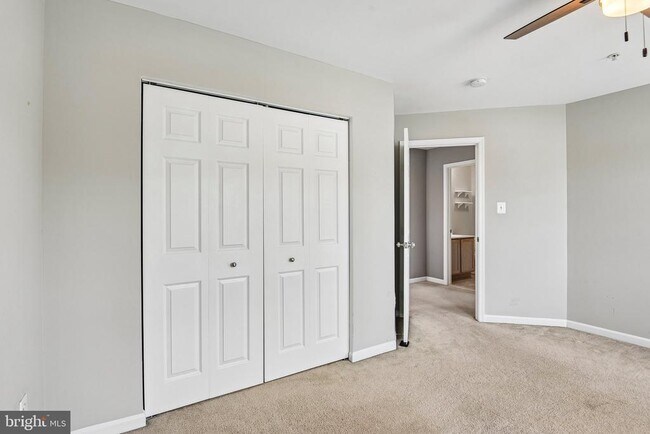 Building Photo - 1701 Hayle Dr