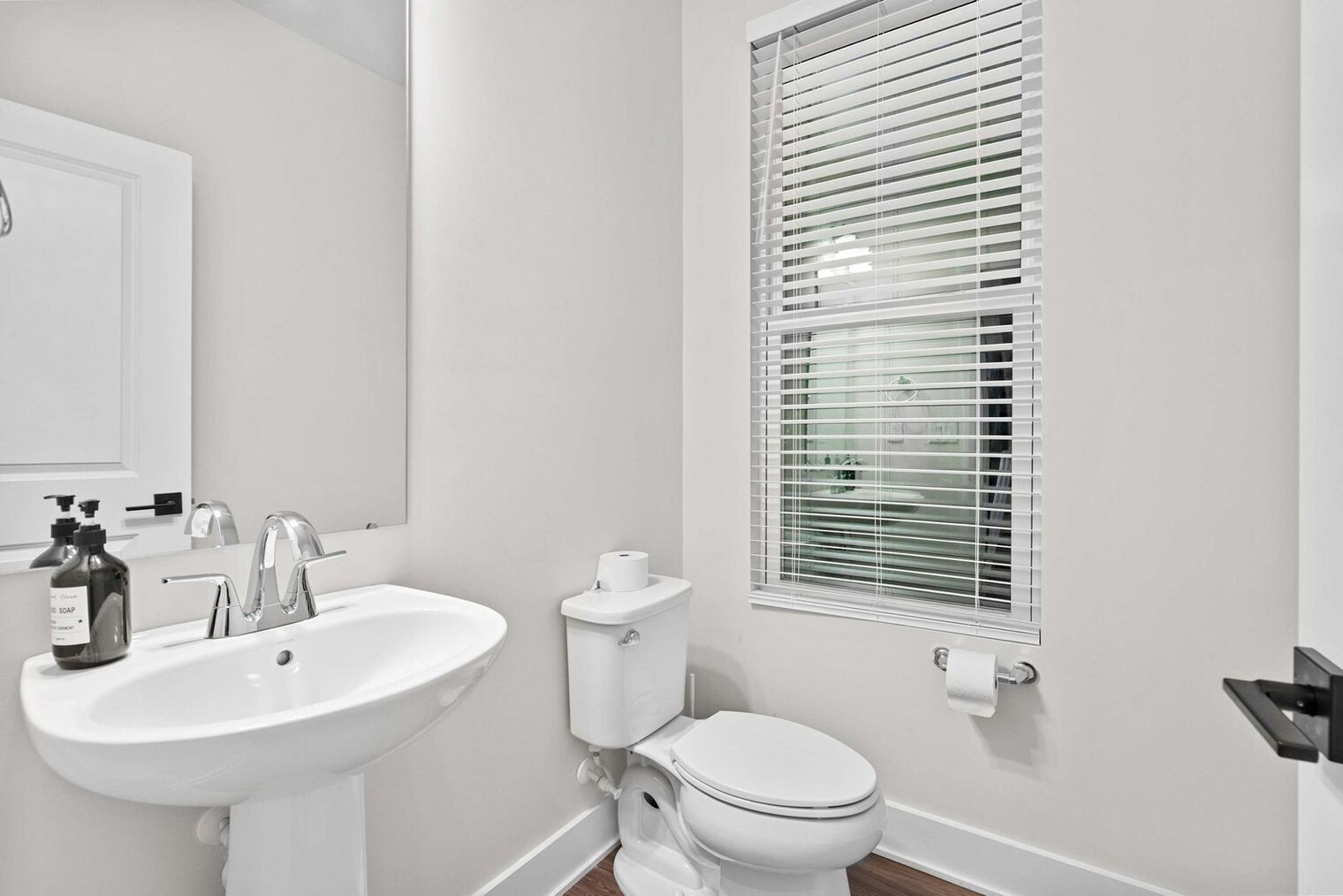 Building Photo - 1442 Hamilton St