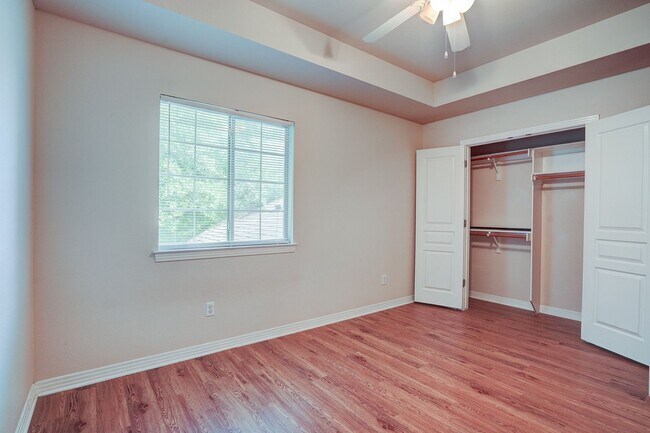 Building Photo - 4502 Avenue-B