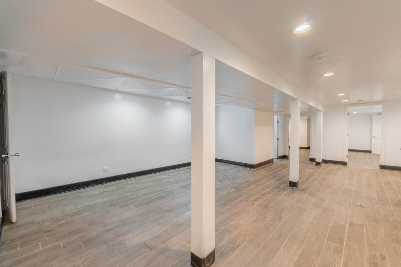 Building Photo - 1228 S 50th Ave