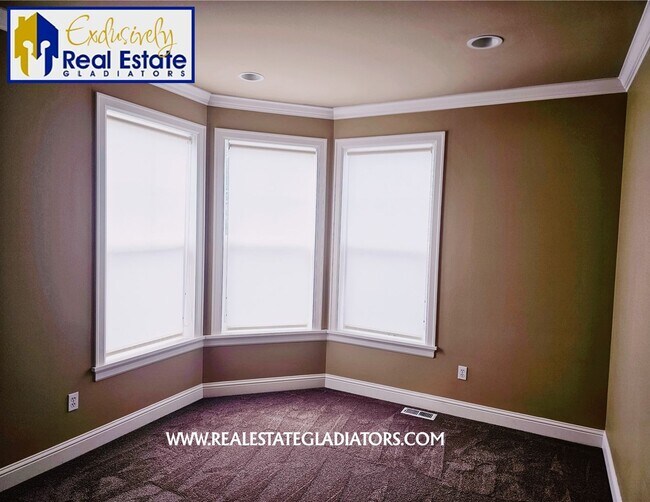 Building Photo - Stunning 4-Bedroom Home for Rent in Bothell!