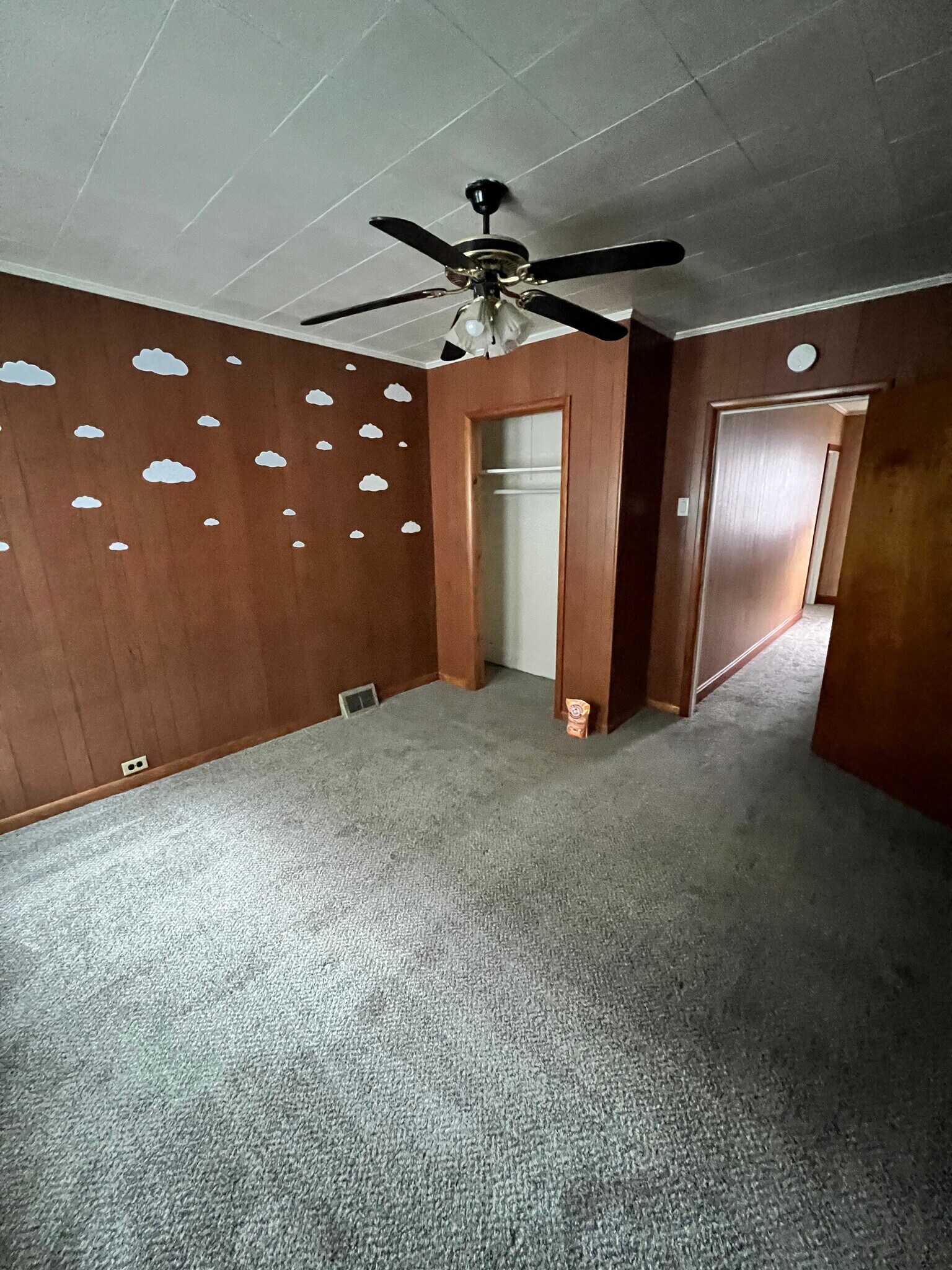 Building Photo - 481 2nd St