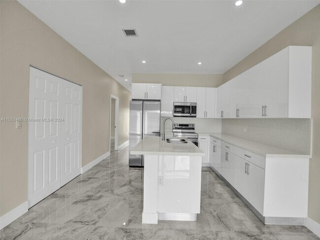 Building Photo - 14519 SW 272nd St