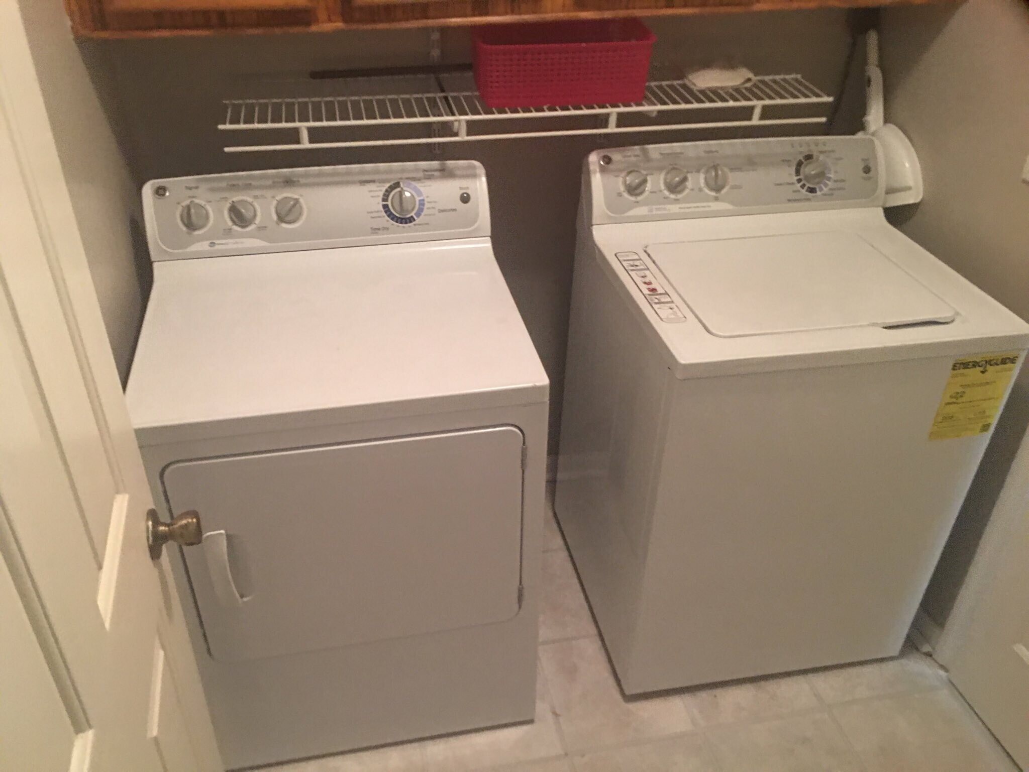 Building Photo - 146 Mellard Dr