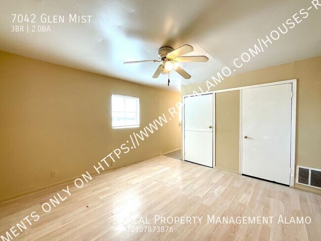 Building Photo - 7042 Glen Mist