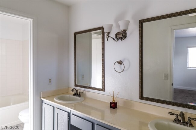 Building Photo - 1409 Sycamore Spring Ct
