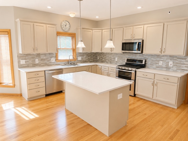 Building Photo - 243 Newfield Cir