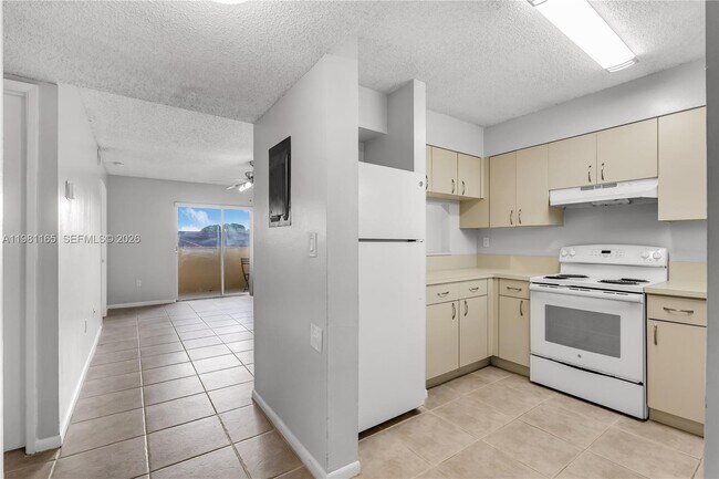 Building Photo - 14961 SW 82nd Ln