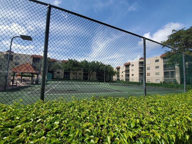 Building Photo - 10451 W Broward Blvd