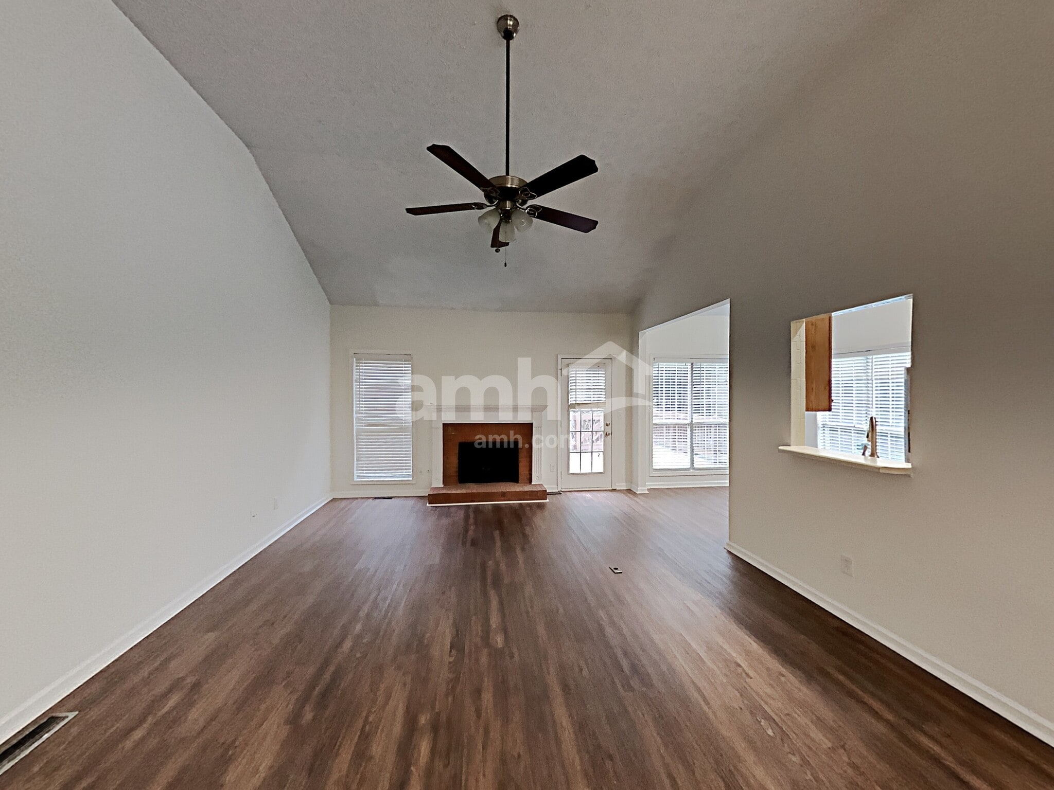 Building Photo - 7142 Big Woods Dr