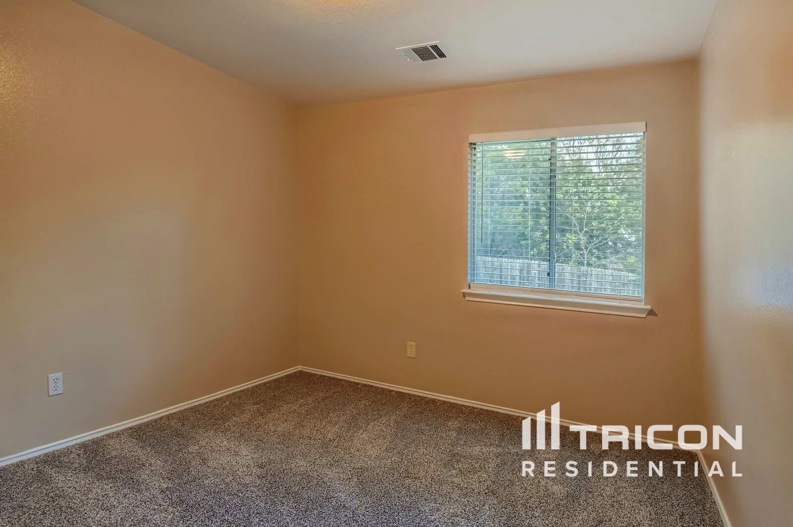 Building Photo - 1411 Catalina Dr