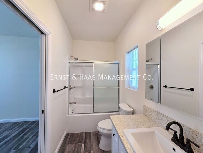 Building Photo - 4169 Country Club Dr