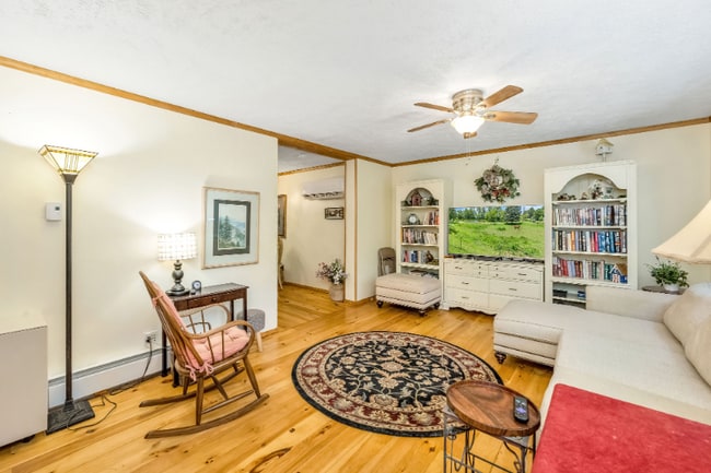 Building Photo - 625 Gunters Hill Rd