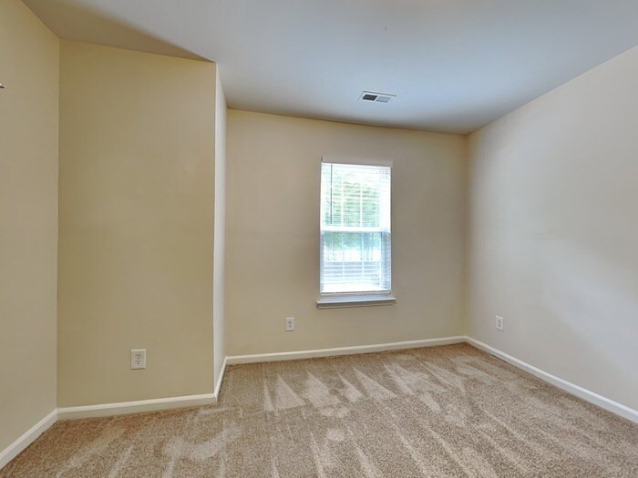 Building Photo - 3214 Westerwood Dr