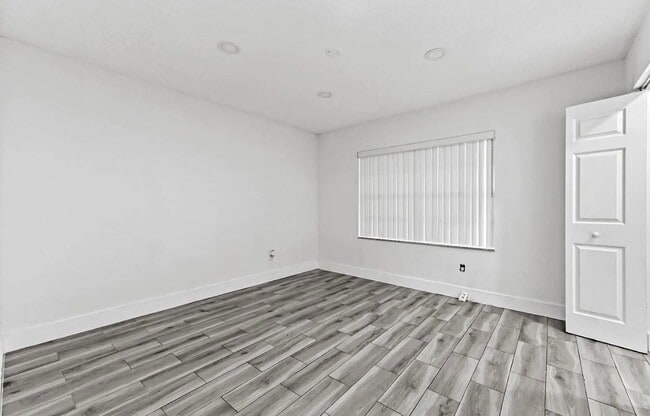 Building Photo - 1459 Summit Run Cir