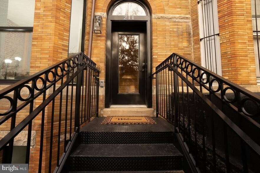 Building Photo - 211 Florida Ave NW