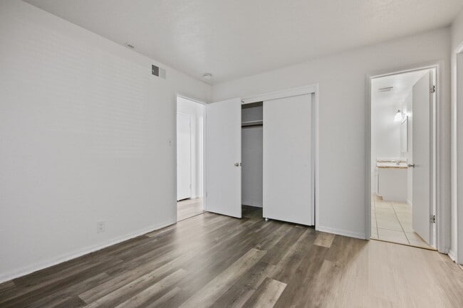 Building Photo - 3 Bedroom 2 Bathroom House For Rent!
