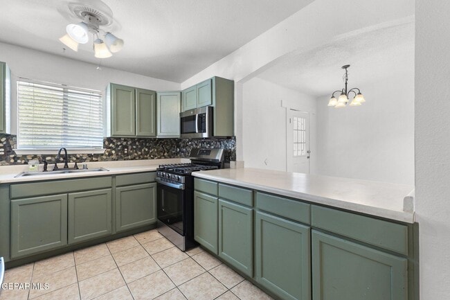 Building Photo - 9127 Texas Red Dr