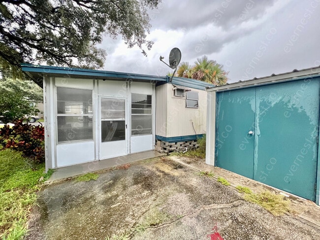 Building Photo - 820 Paradise Blvd