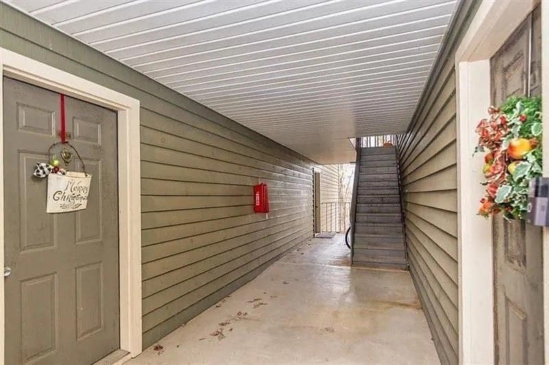 Building Photo - 4630 Vinings Central Run SE