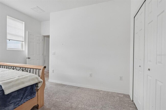 Building Photo - 343 Blue Cypress Dr
